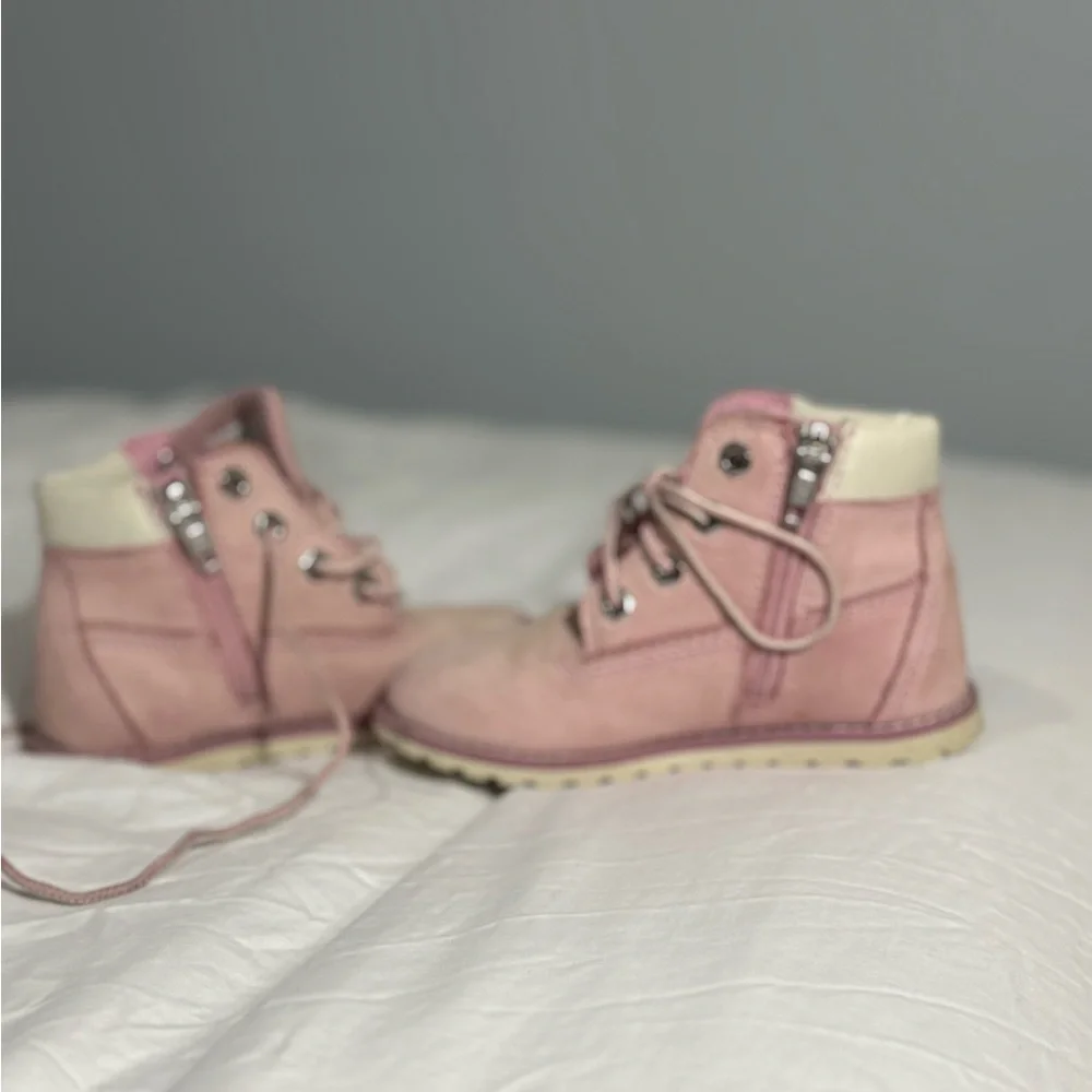 Timberland - Girls -  Pink and White High-Top Boots - size 8